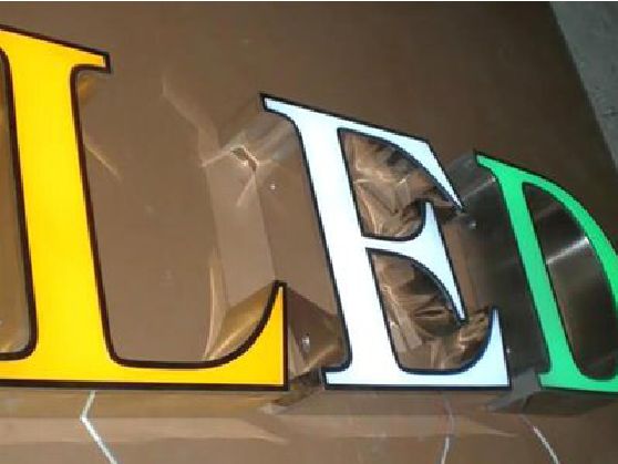 玉林介绍LED招牌的基础知识。
